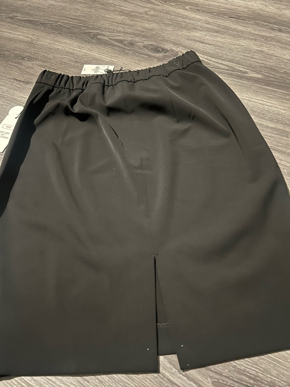 Express Black Elastic-Waist Pencil Skirt - Picture 2 of 5